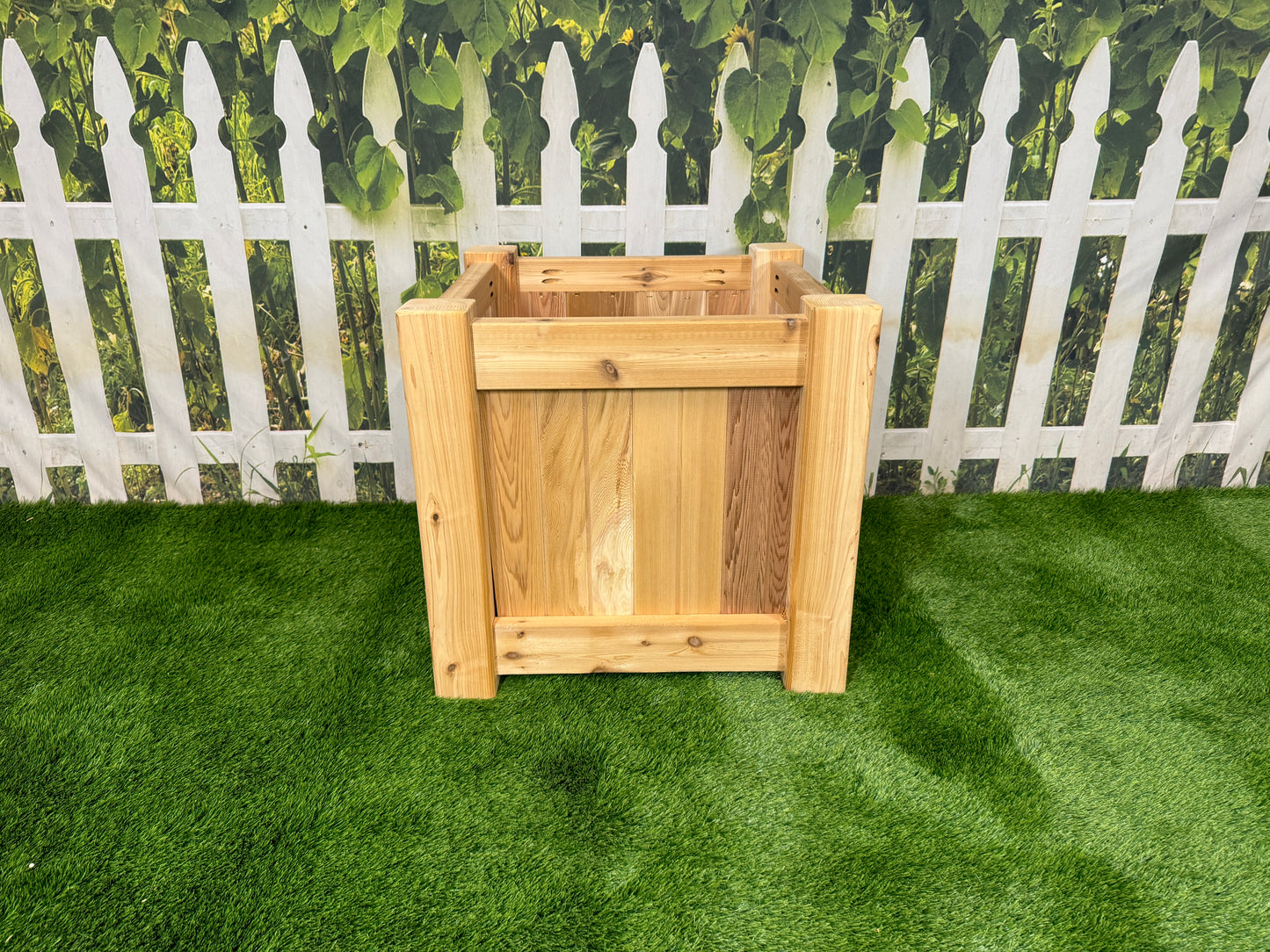 Raised Garden Bed Cedar Planter - 24"L x 24"W x 24"H