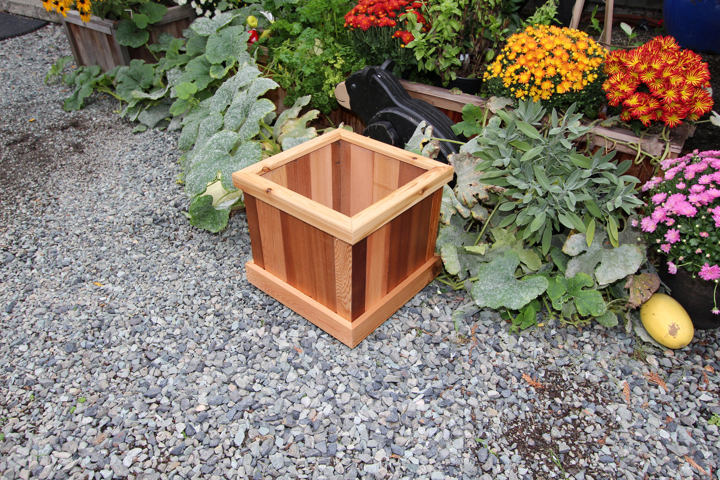 1616 - 16"L x 16"W x 16"H Western Red Cedar Raised Garden Planter