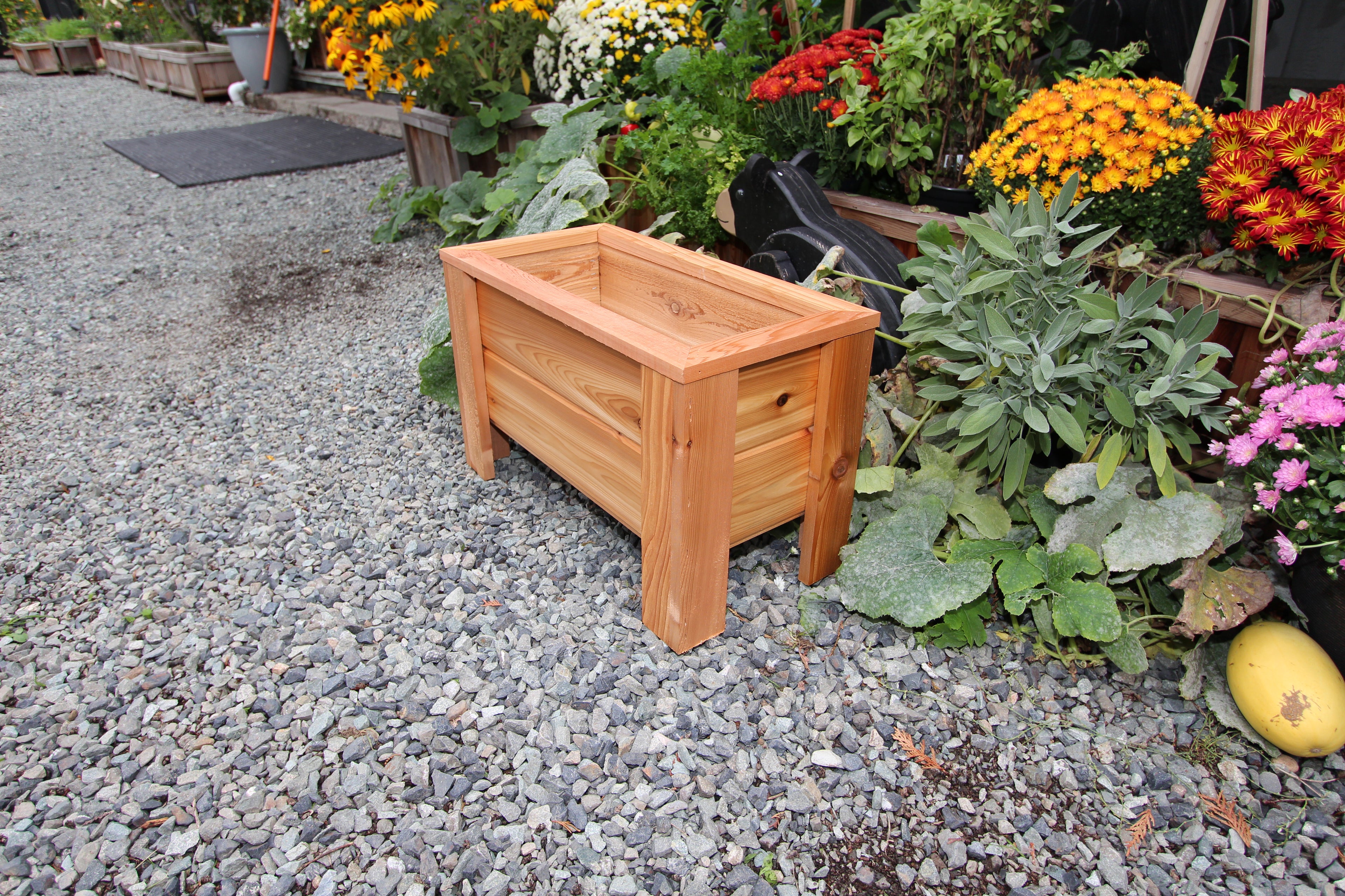 1224 - 24″L x 12&quot;W x 15″H – Western Red Cedar Raised Flower Planter