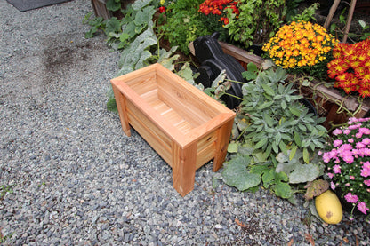 1224 - 24″L x 12&quot;W x 15″H – Western Red Cedar Raised Flower Planter