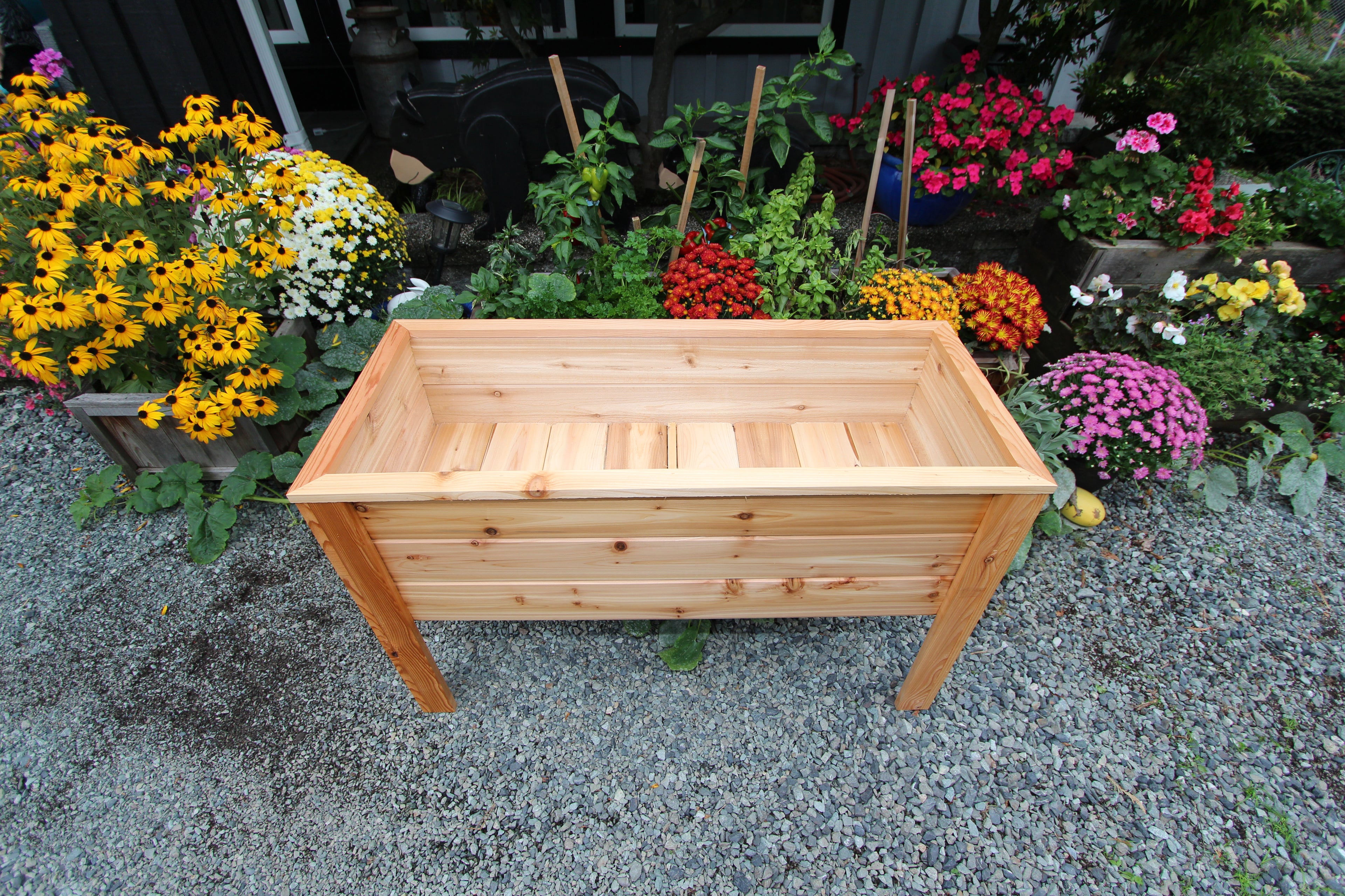 2048 - 48″L x 20″W x 30″H – Western Red Cedar Raised Garden Planter