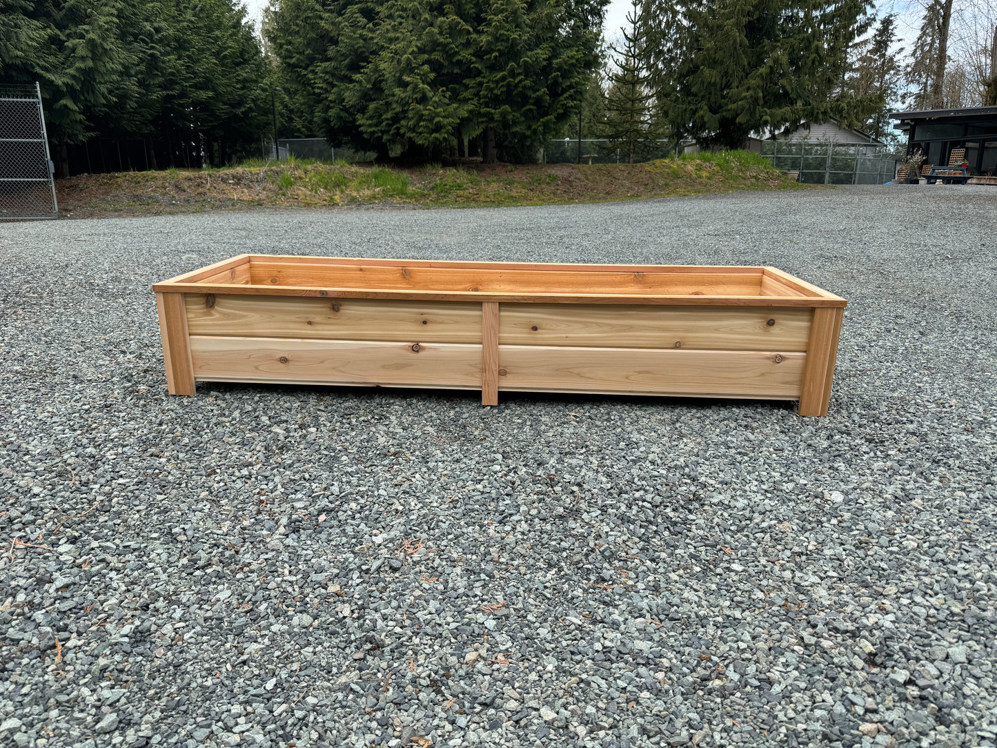 247215 - 72″L x 24″W x 15″H – Western Red Cedar Raised Garden Planter